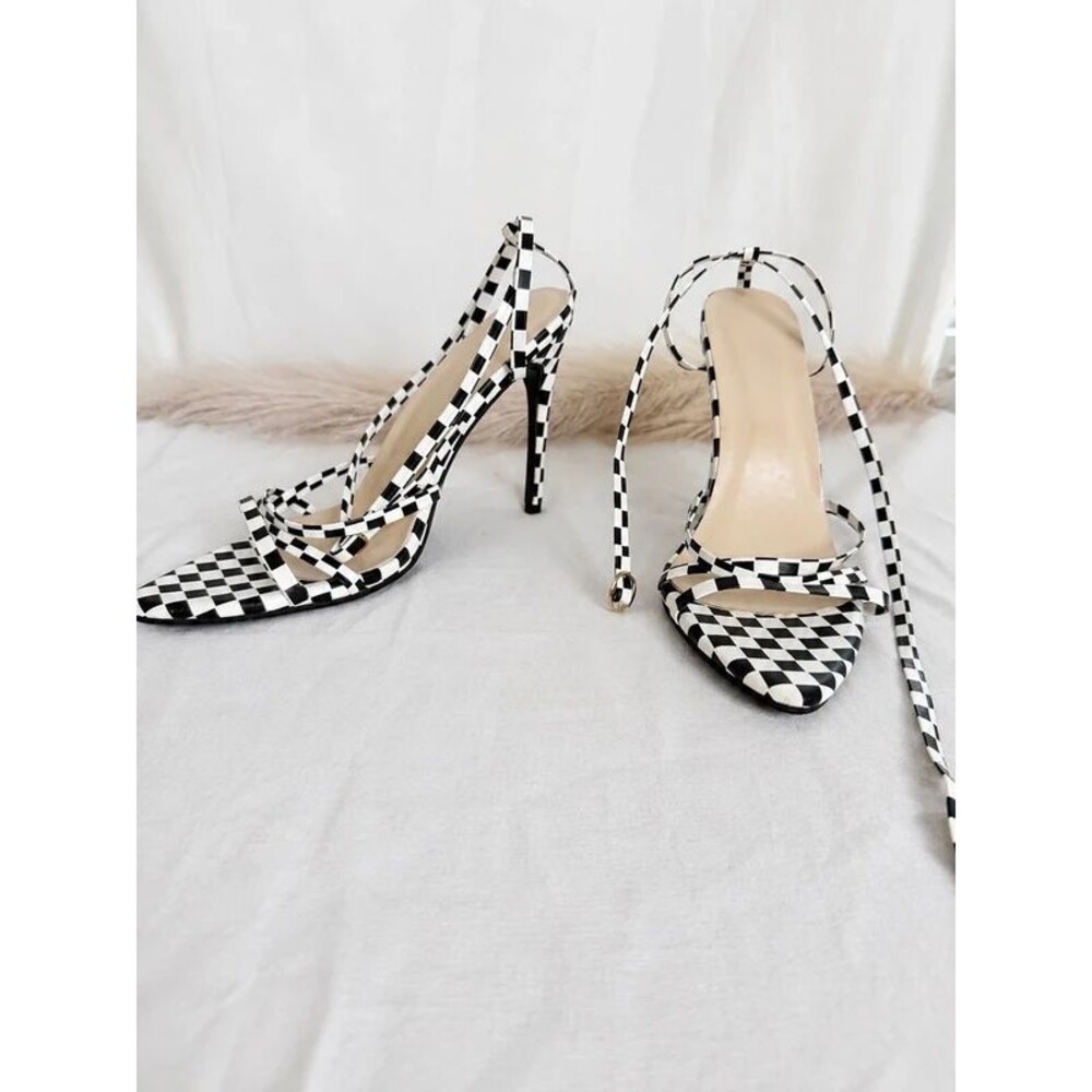 Retro Black & White checkered strappy heels sz 10 Pin up Stilettos Club Heels